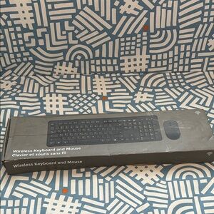 Wireless Keyboard and Mouse Set
